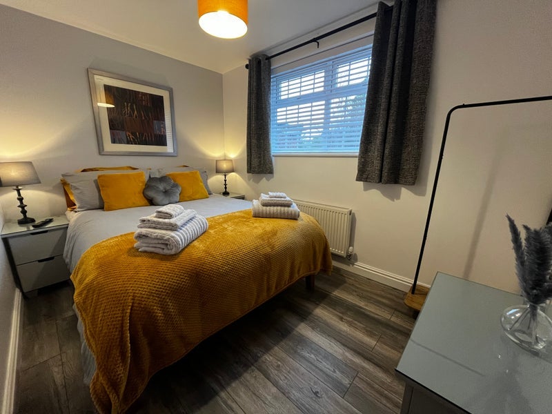 Flat Mayswood Road in Metropolitan Borough of Solihull