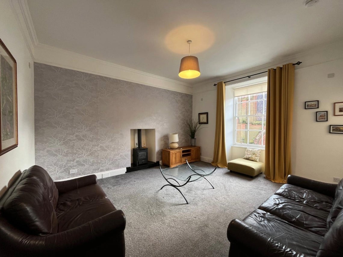 Flat Buccleuch Street in Dumfries