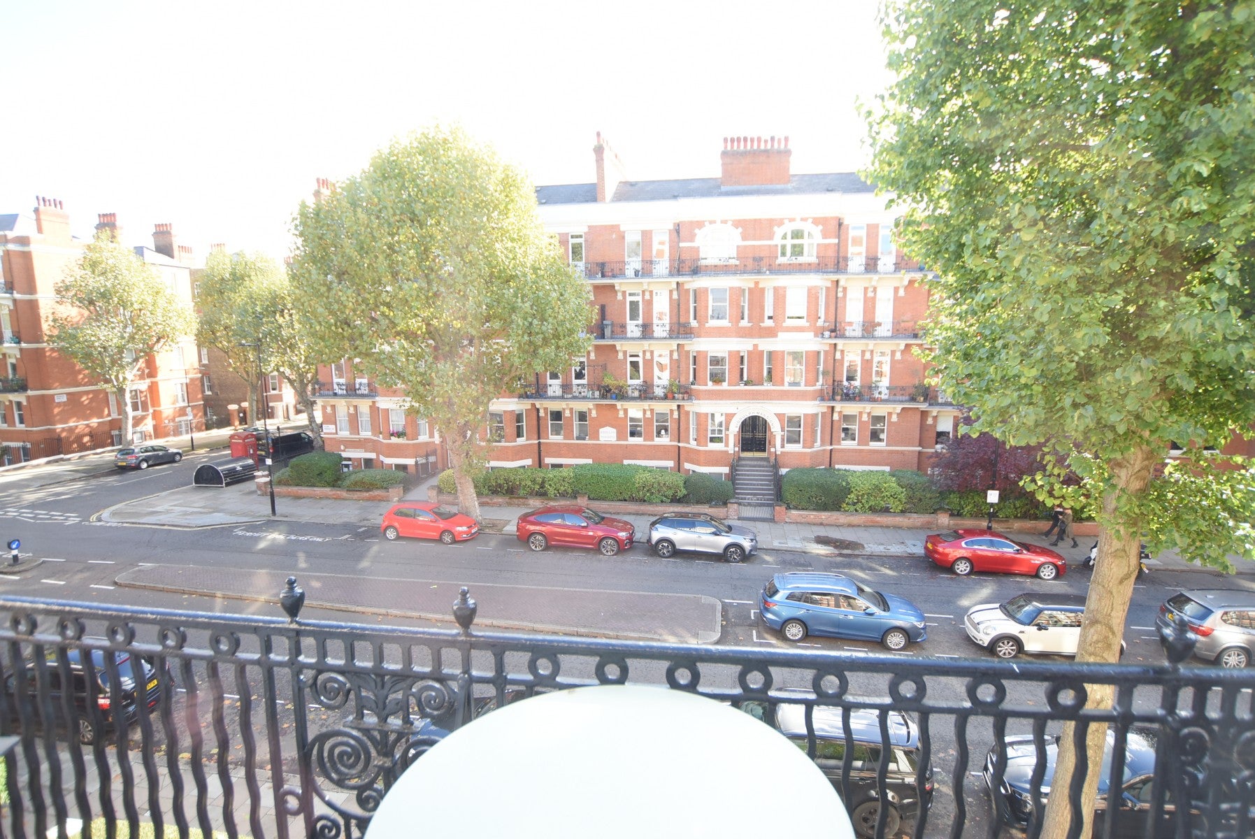 Flat Elgin Avenue in City of Westminster