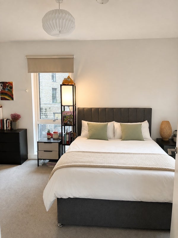 Room North Periphery in Greater London