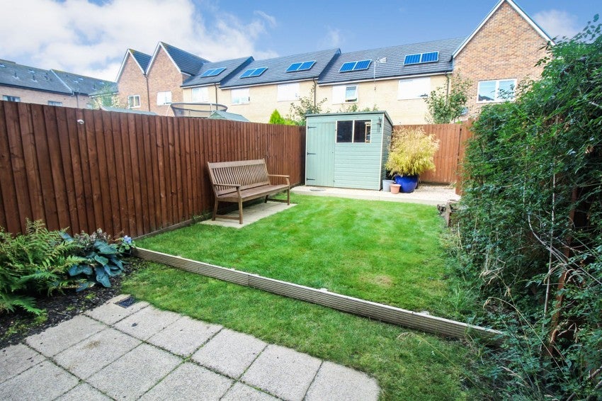 House Eddleston Way in Reading
