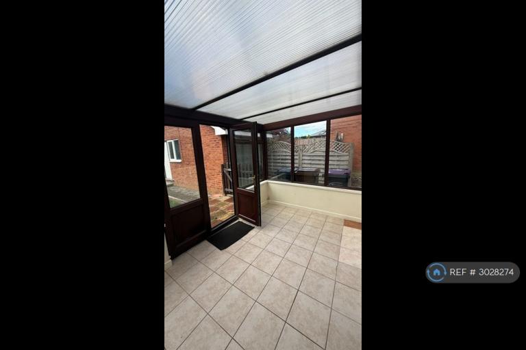 House Kay Close in Oswestry