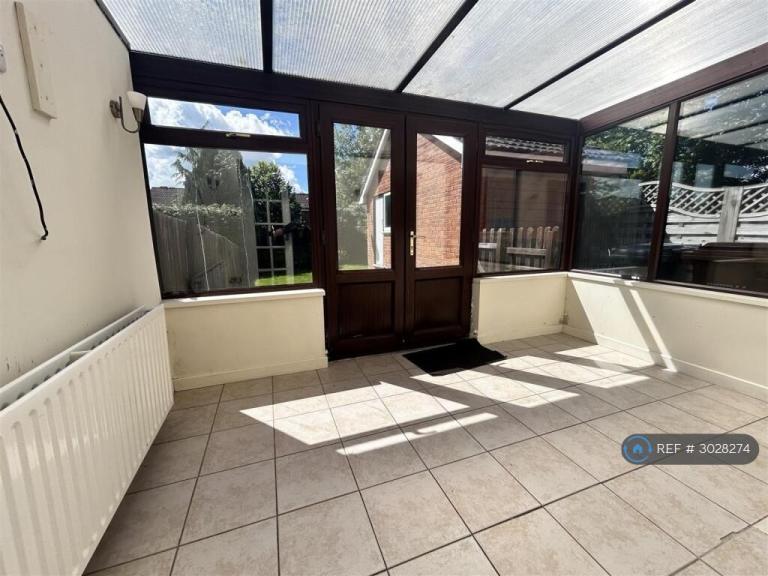 House Kay Close in Oswestry