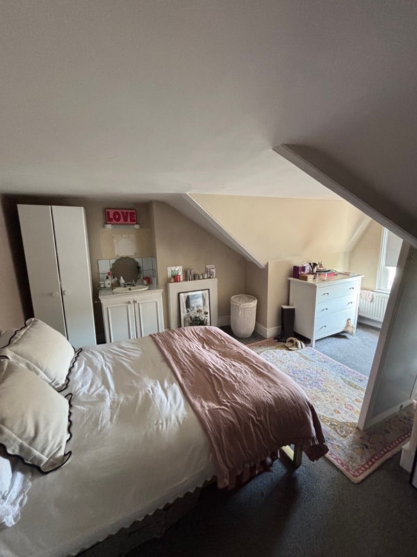 Room Franconia Road in Greater London