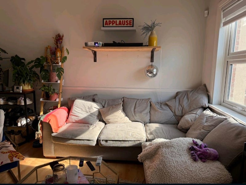 Room Norwood Road in Greater London