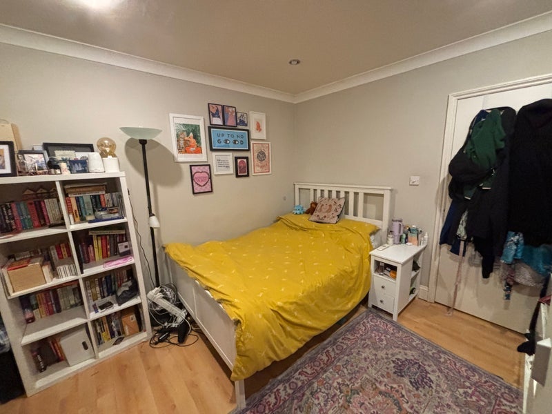 Room Norwood Road in Greater London