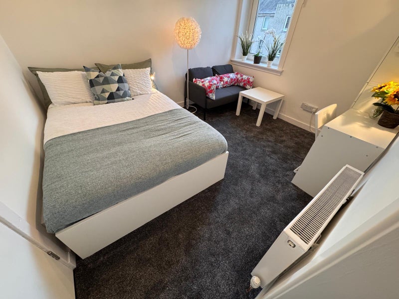 Room Whitson Way in City of Edinburgh