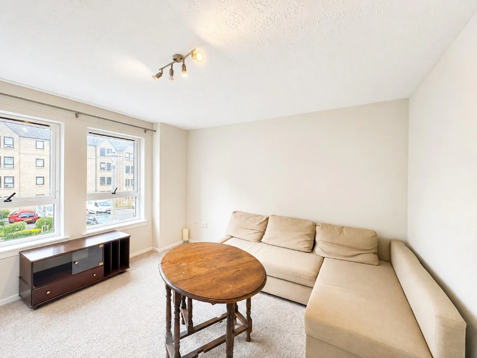 Flat Parkside Terrace in Edinburgh