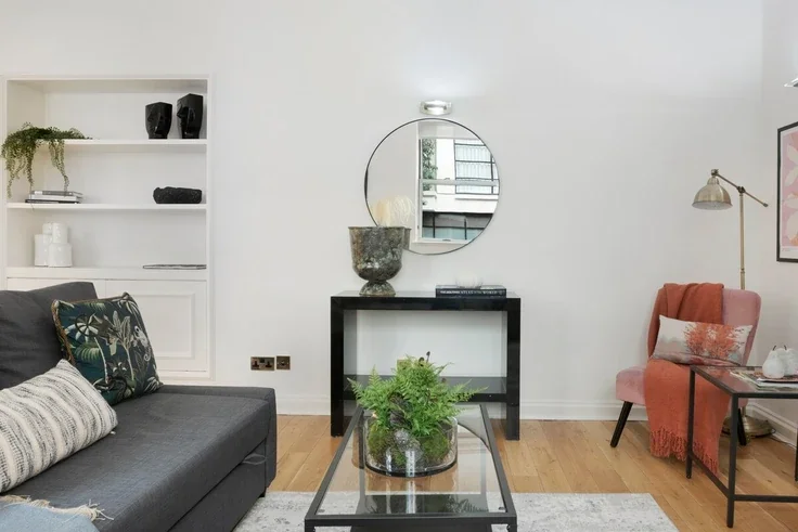 Flat South Molton Street in City of Westminster