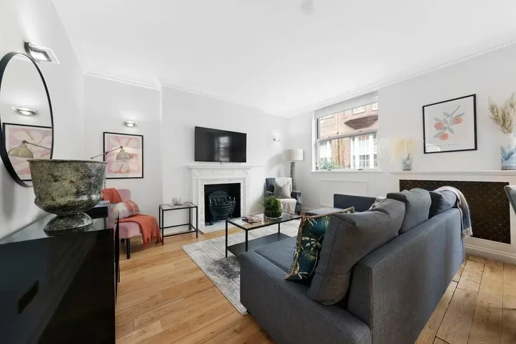 Flat South Molton Street in City of Westminster