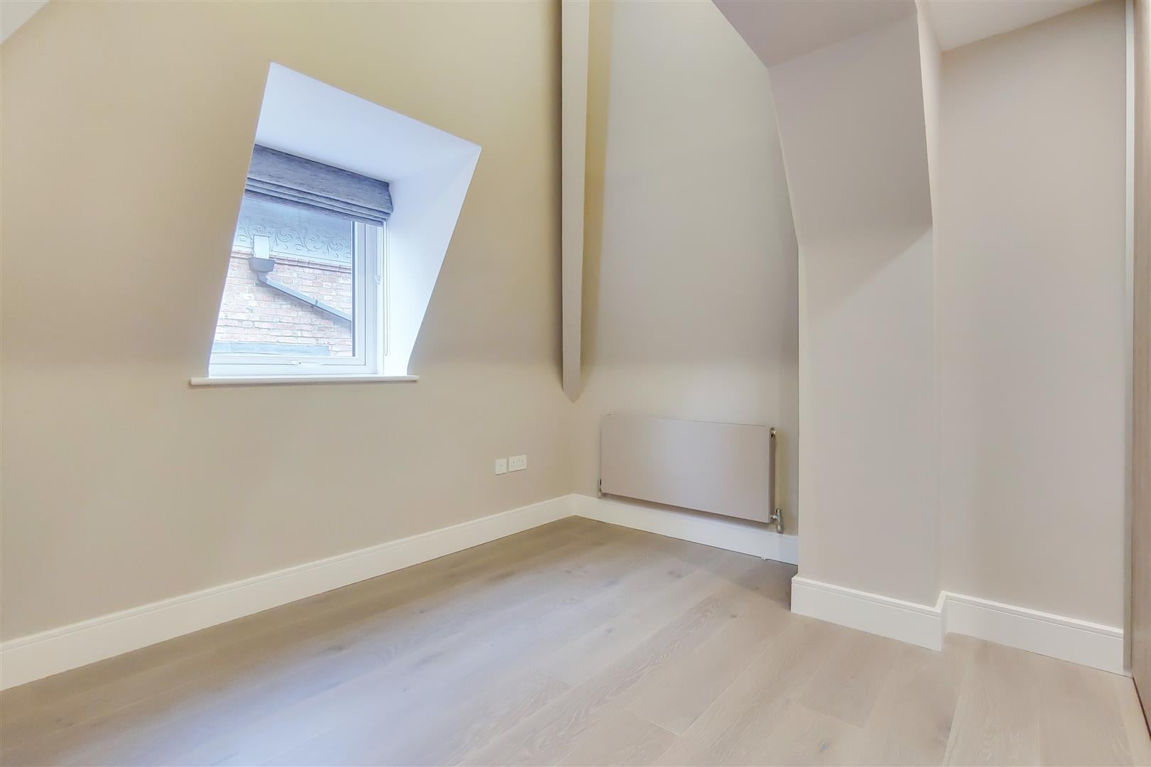 Flat Fitzjohn's Avenue in London