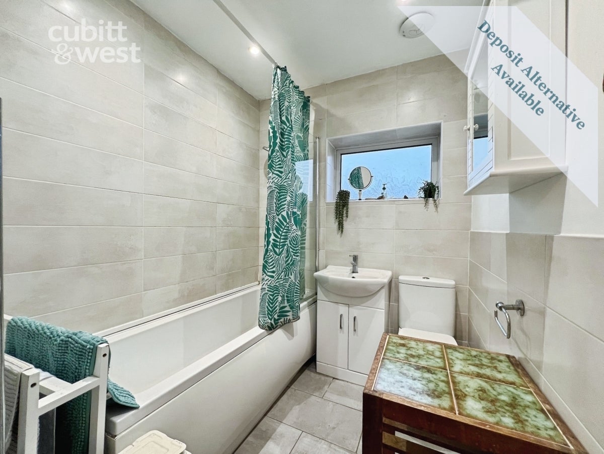 Room Ladies' Mile Road in Patcham