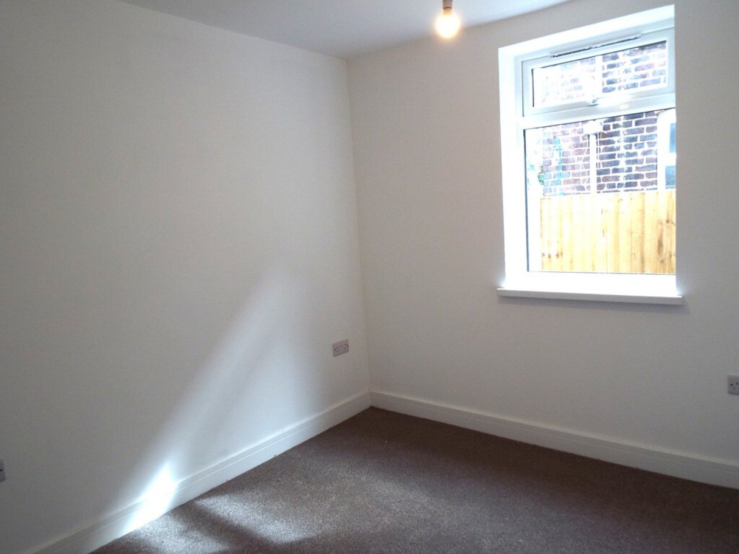 Flat Gladstone Street in Stoke-on-Trent