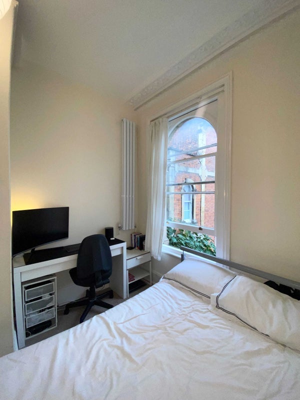 Room Melrose Place in Bristol