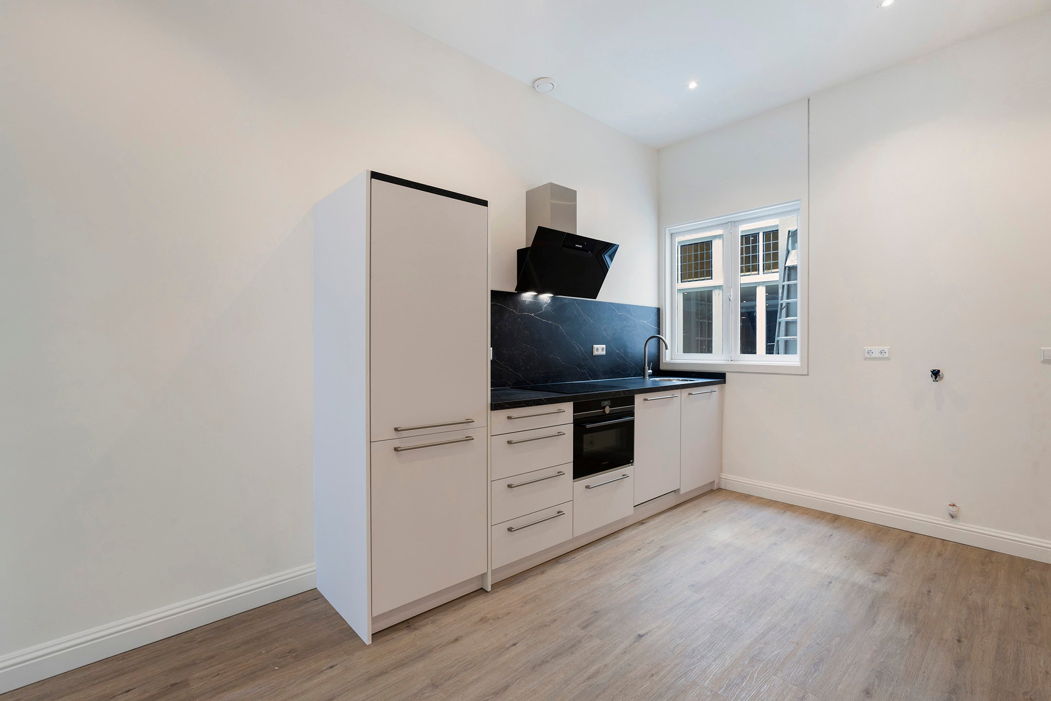 Appartement te huur: Lange Voorhout 21A, 'S-Gravenhage