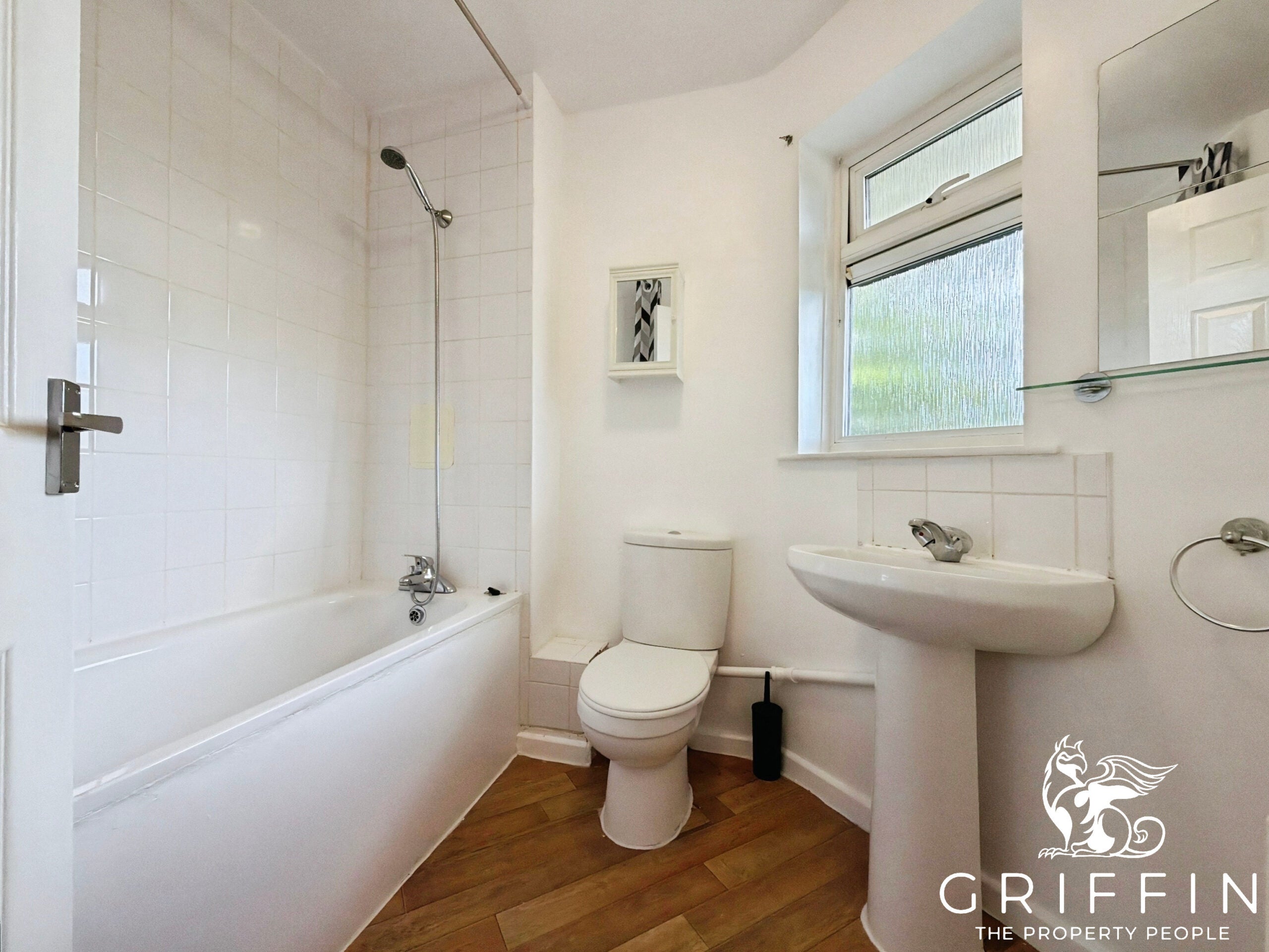 Flat Ryedene Place in Basildon