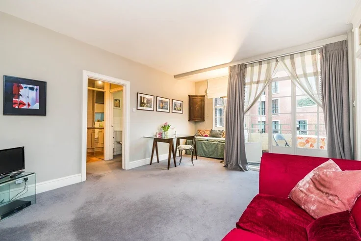 Flat Chelsea Manor Street in Greater London