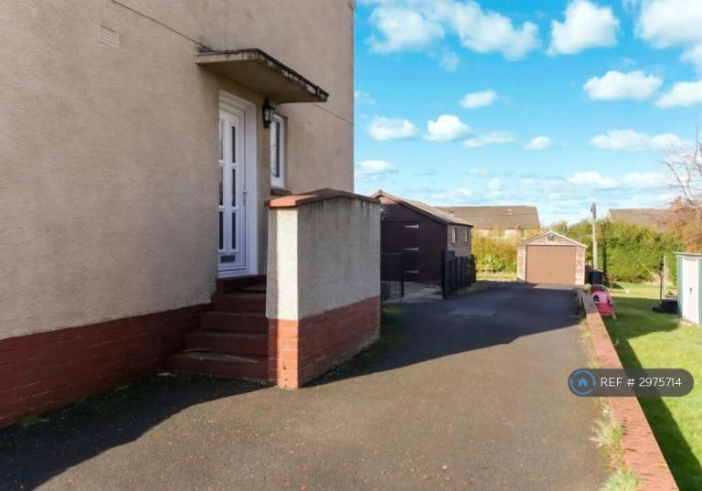 Flat Loudoun Avenue in Kilmarnock