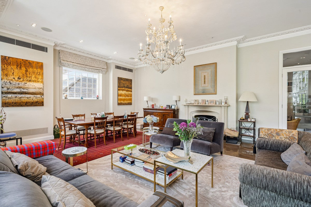 House Castelnau in Greater London