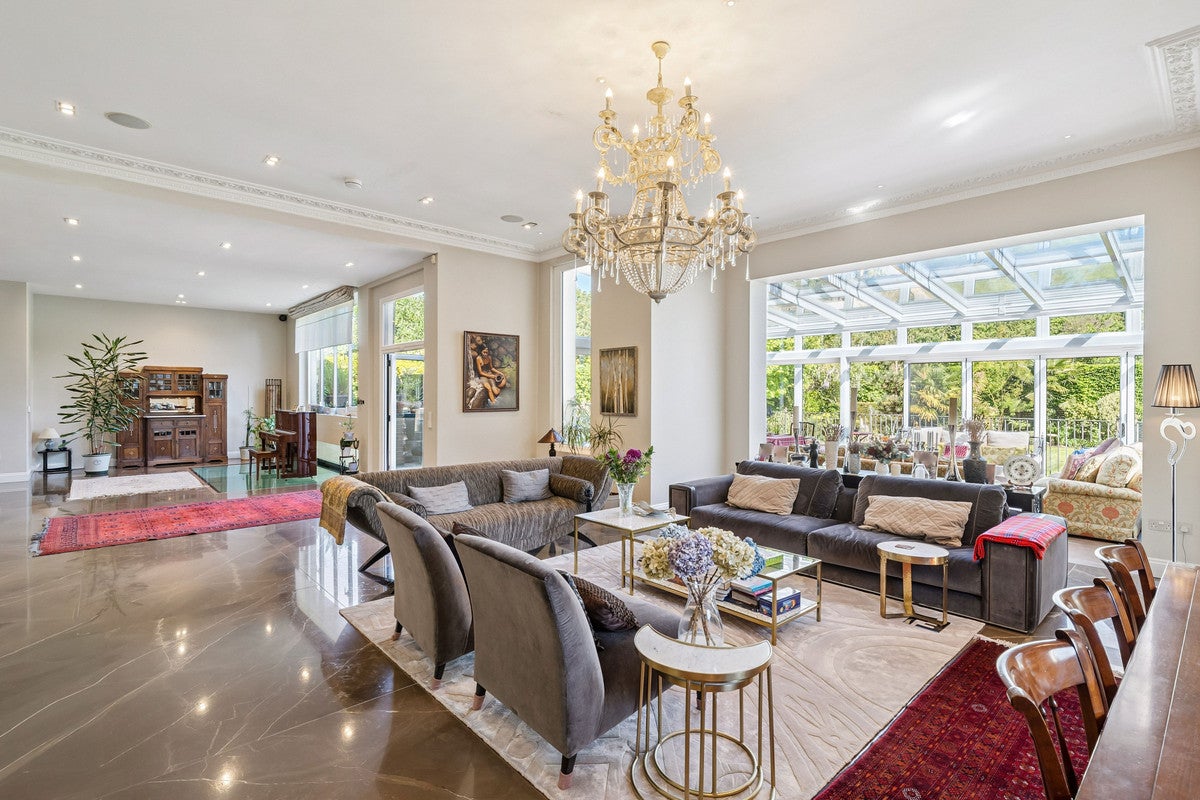 House Castelnau in Greater London