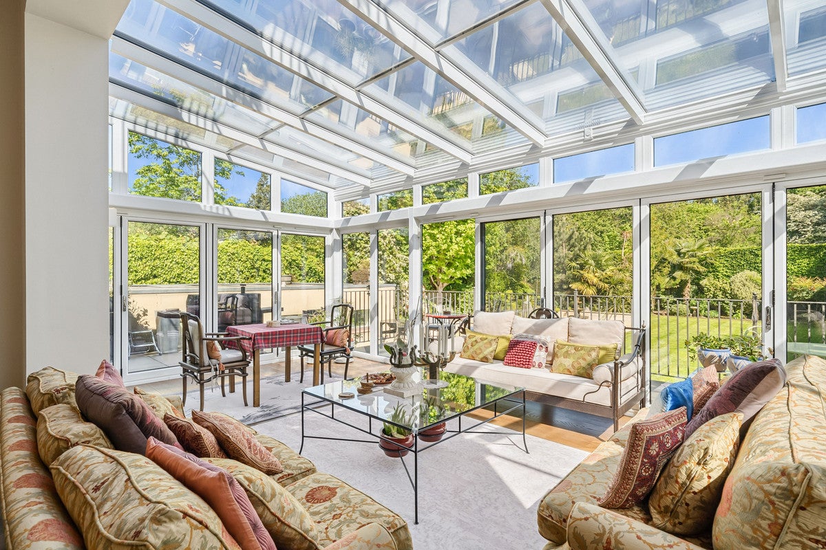 House Castelnau in Greater London