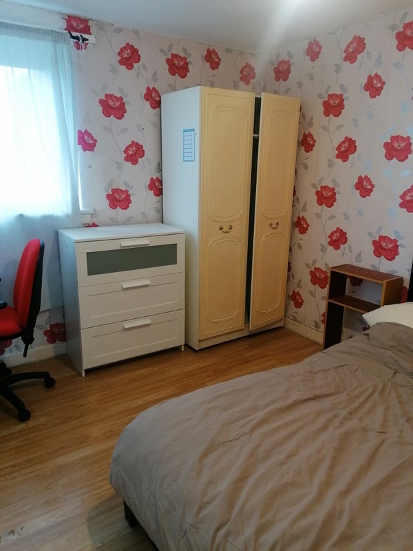 Room Calder Place in City of Edinburgh