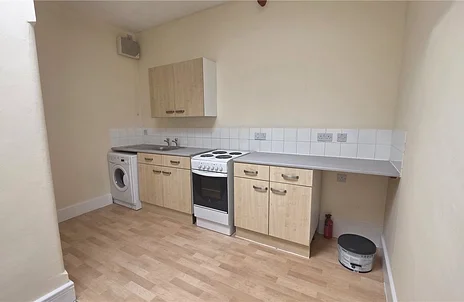 Flat Victoria Road in Swindon