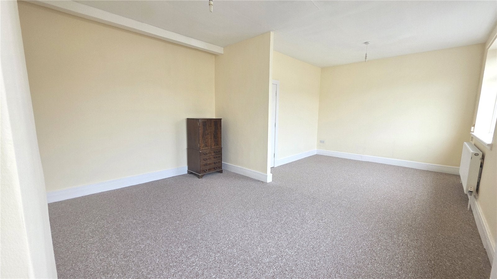 Flat Victoria Road in Swindon