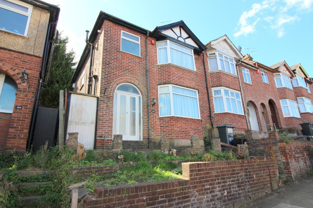 House Baker Street in Luton