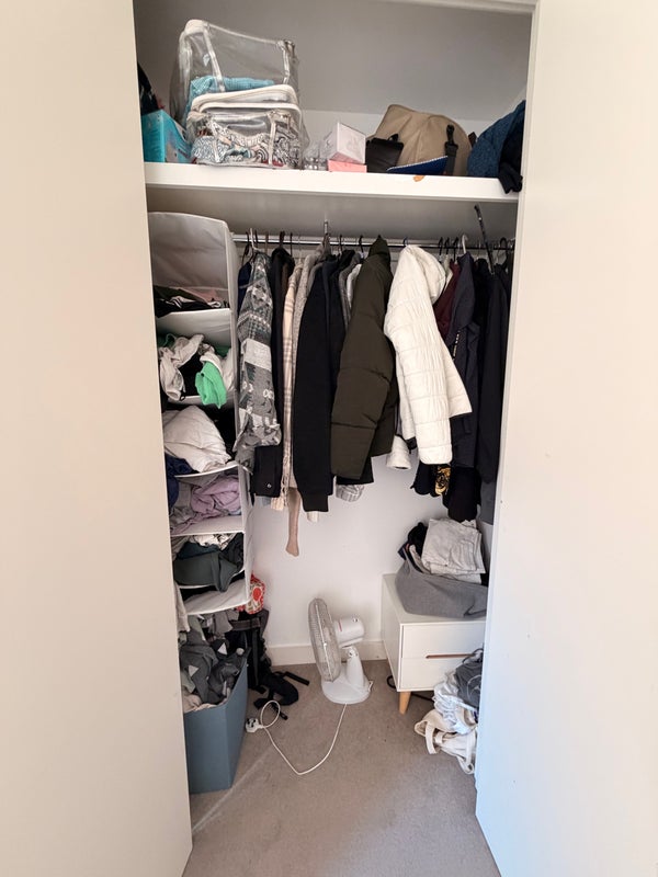 Room Surrey Quays Road in Greater London