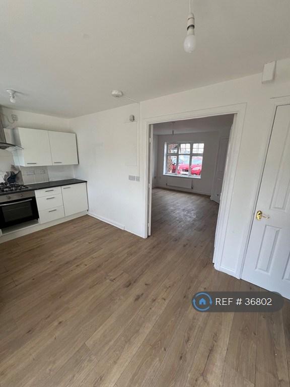 House Beechfield Close in Halewood
