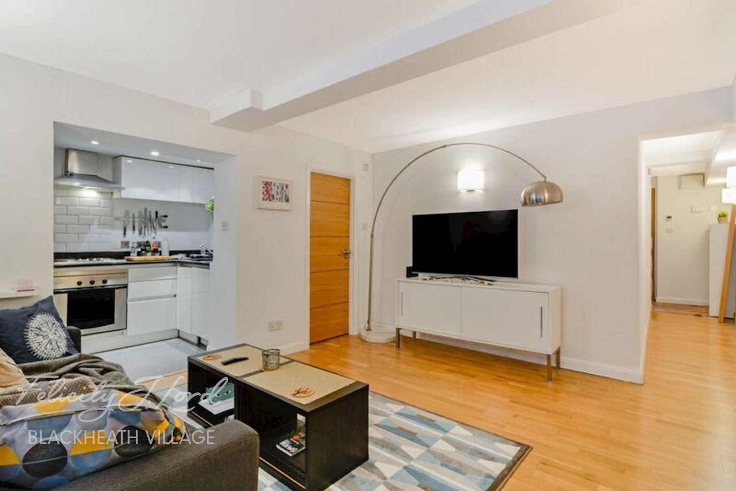 Flat Lee High Road in Greater London