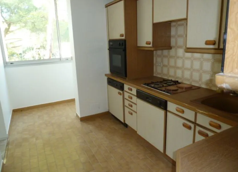 Flat Boulevard Vélasquez in Marseille