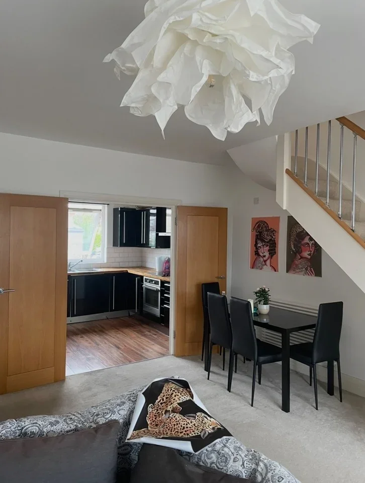 House Lower Addiscombe Road in Greater London