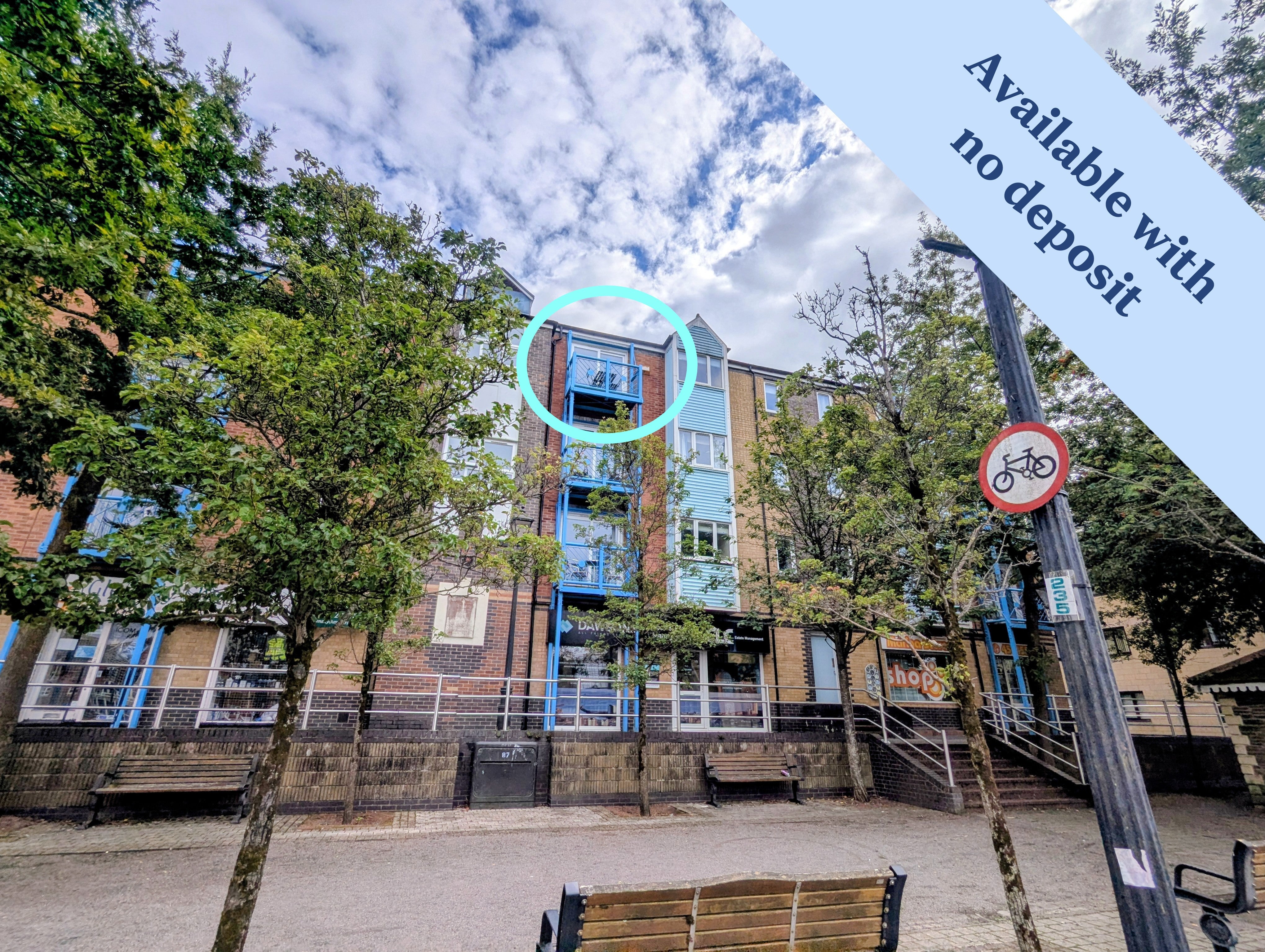 Flat Abernethy Quay in Swansea