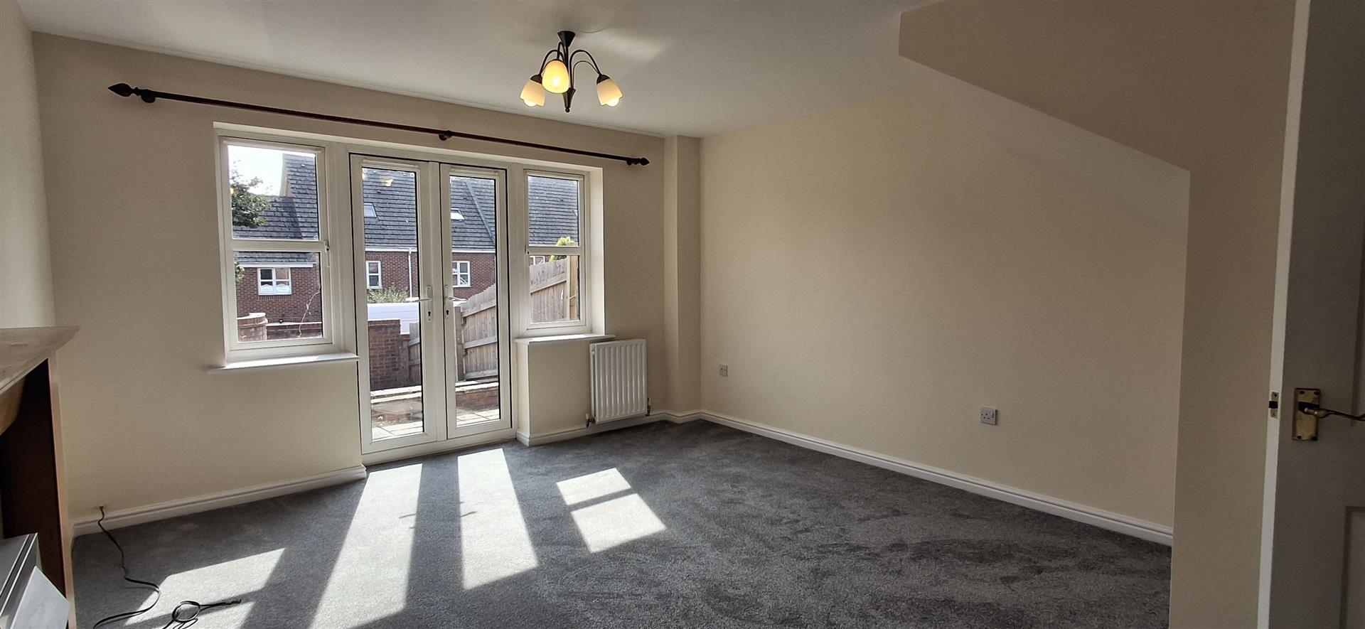 House Hanbury Close in Daventry