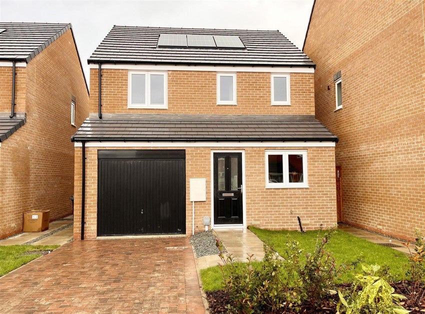 House Bracken Way in Selby