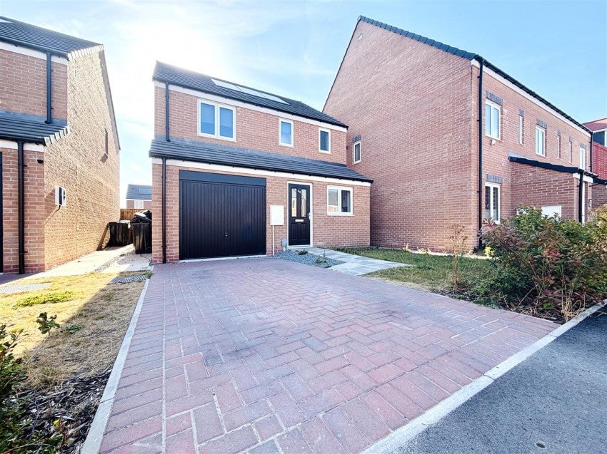 House Bracken Way in Selby