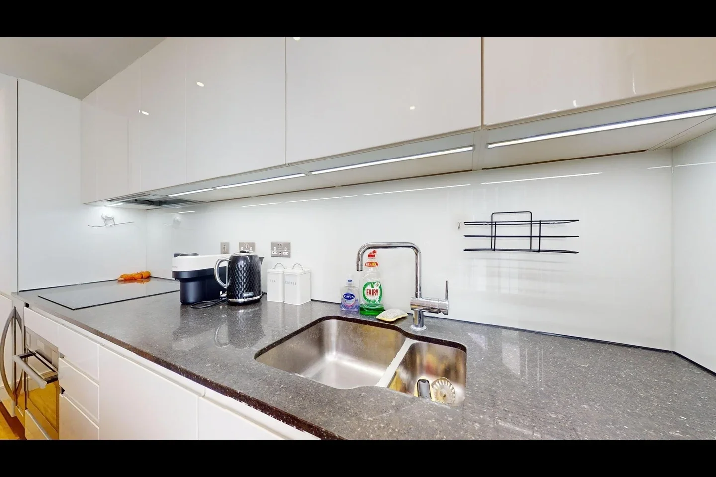 Flat Wandsworth Road in Greater London