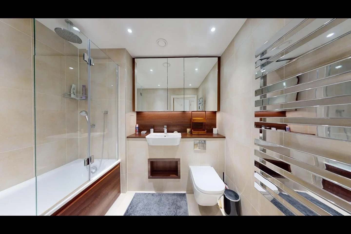 Flat Wandsworth Road in Greater London