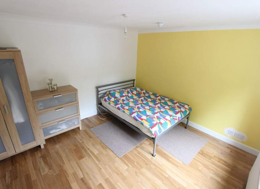 Room Goldings Crescent in Welwyn Hatfield