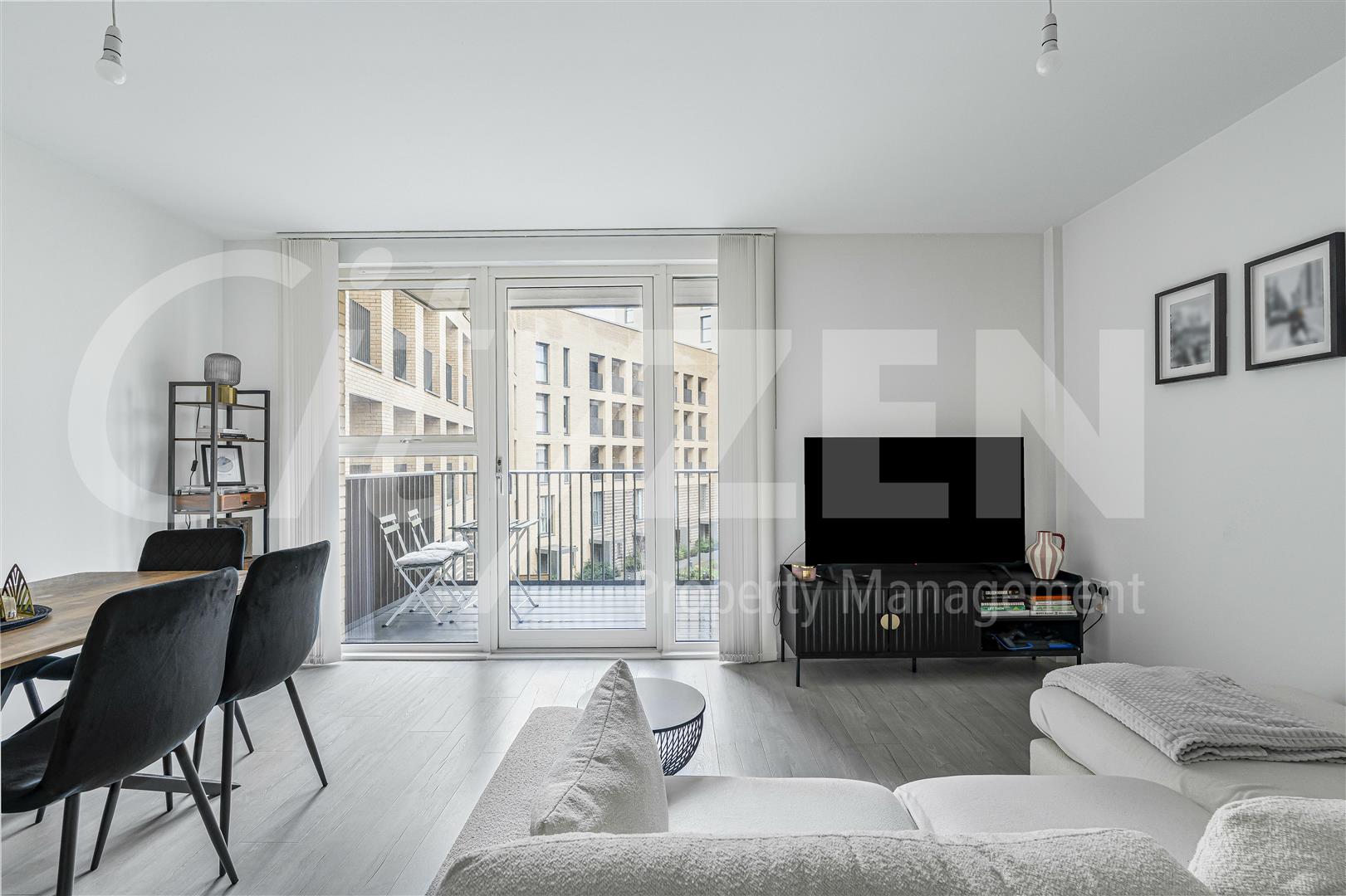 Flat Tyrrel Way in Greater London