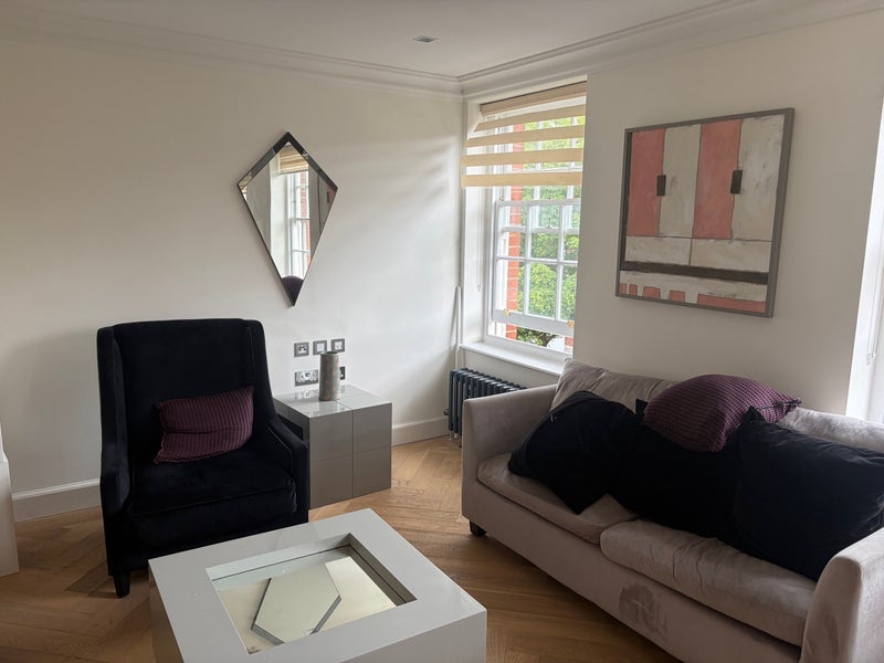 Room Ferncroft Avenue in Greater London