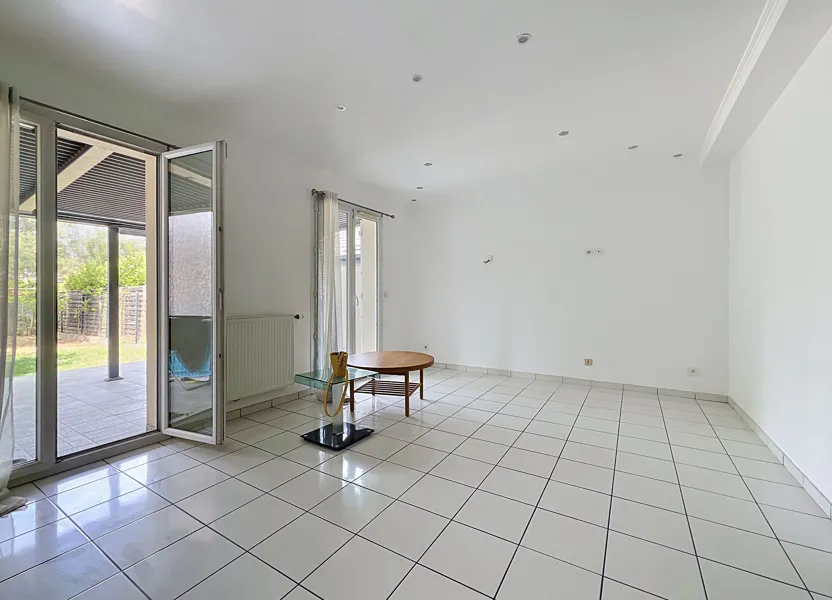 Appartement Rue du Champ Fleuri à Brunoy