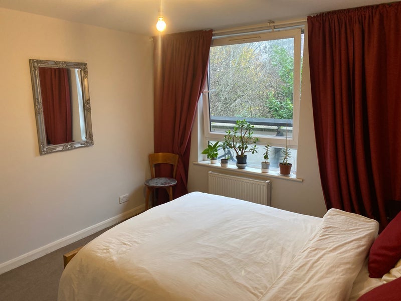 Room Rainhill Way in Greater London