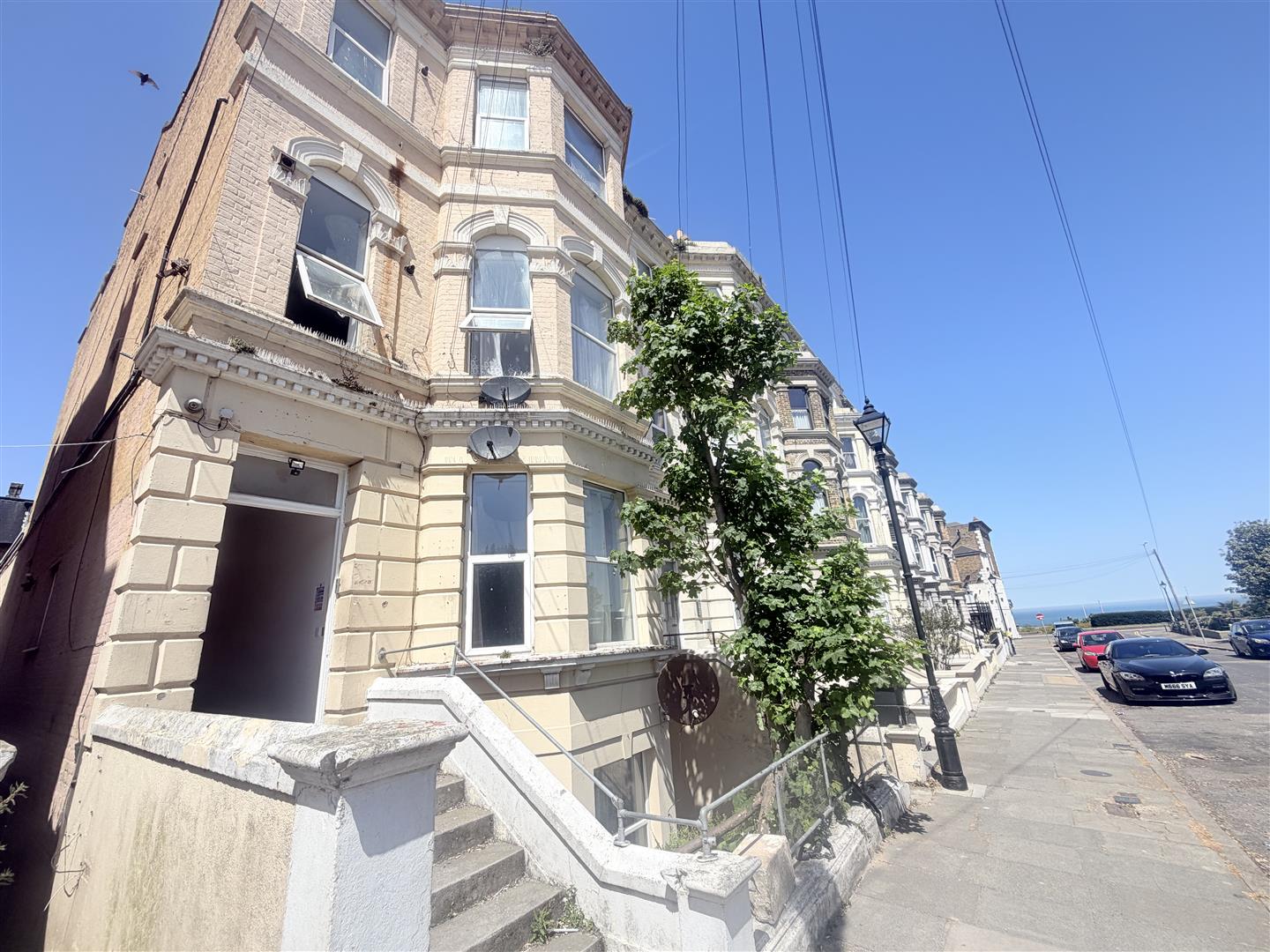 Flat Dalby Square in Thanet