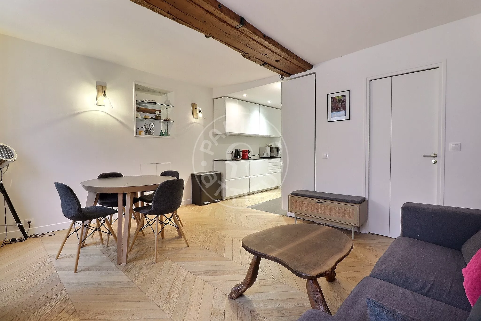 Appartement Rue du Roi Doré à Paris