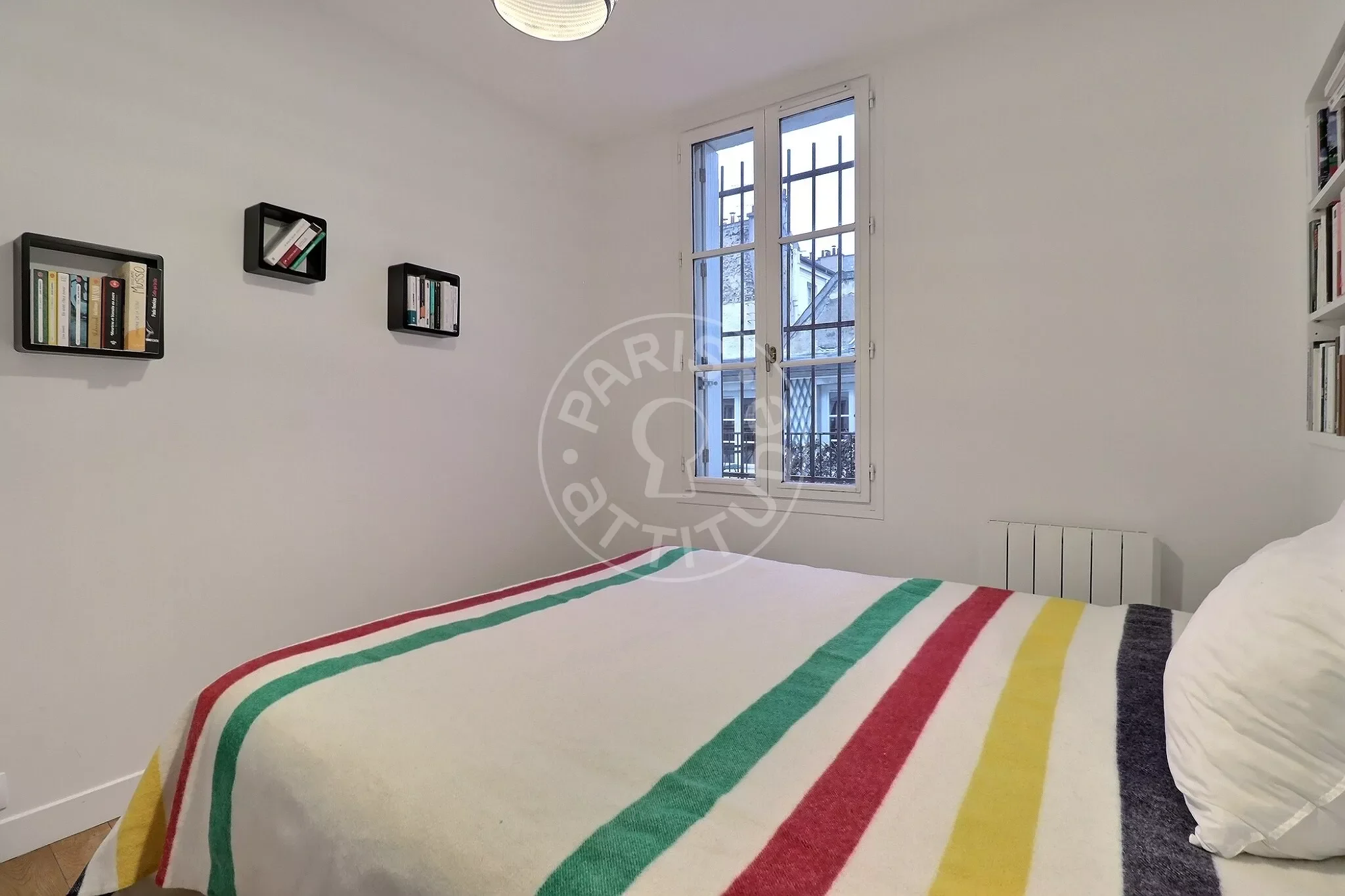 Appartement Rue du Roi Doré à Paris