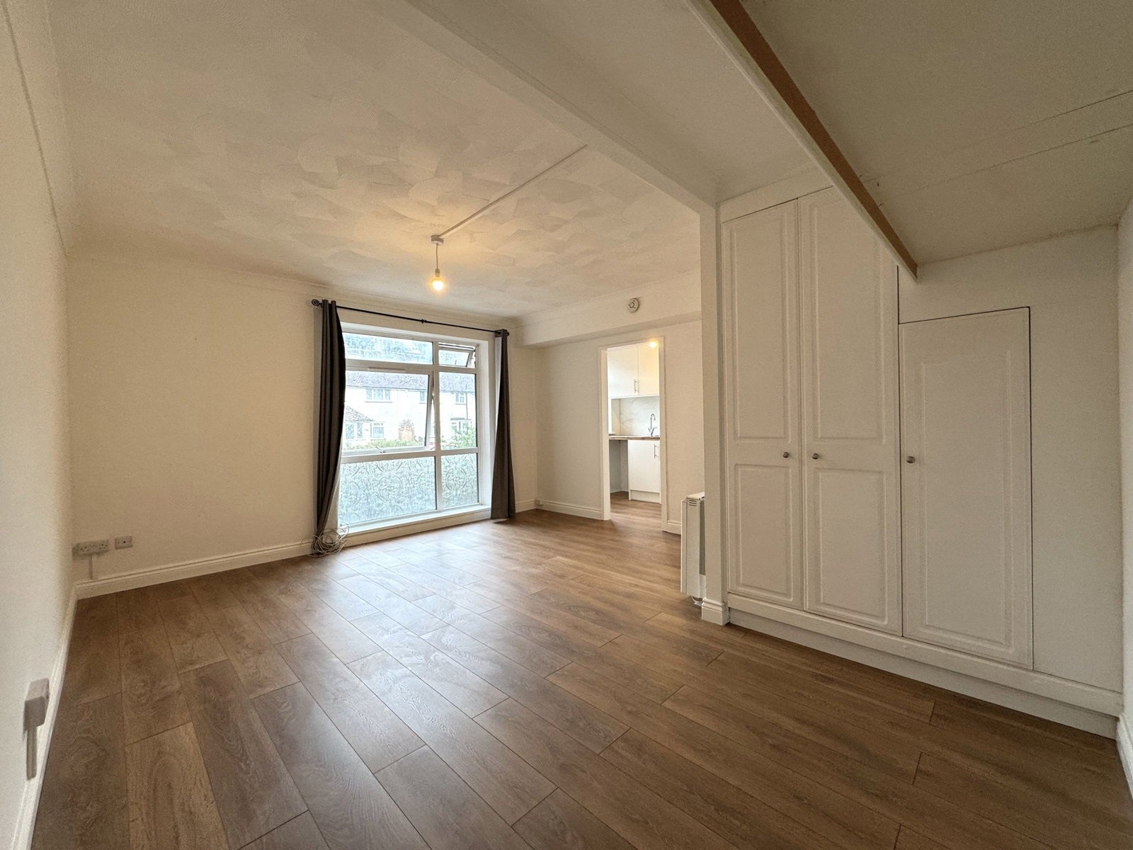 Flat Leeds Avenue in Eastbourne