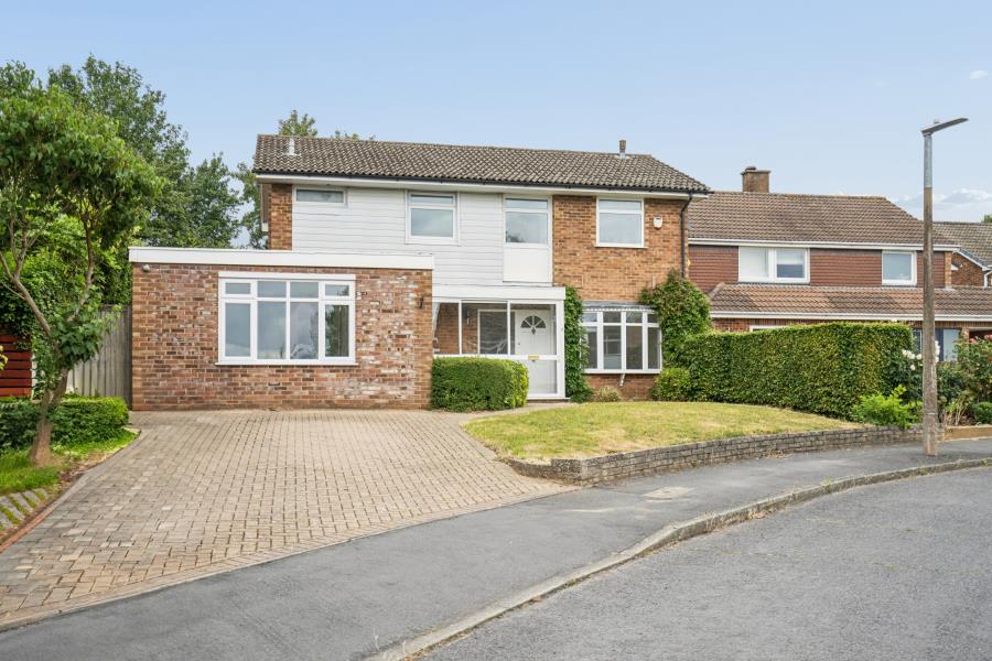 House Arnett Close in Three Rivers